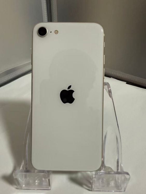 �����ʡ��Хåƥ꡼��������100%��iPhone SE3 64GB SIM�ե꡼