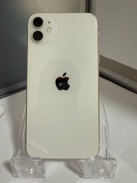 iPhone 11 64GB �ۥ磻�� SIM�ե꡼ ���̳�� Face ID���� �������¡�