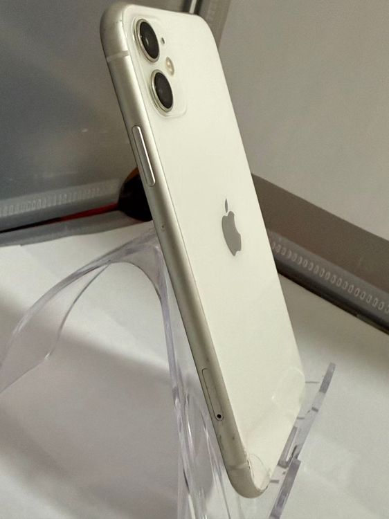 iPhone 11 64GB �ۥ磻�� MHDC3J/A ���̳�� ư������ Ƚ���