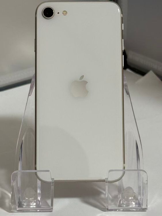 �����ʡ�iPhone SE ��3���� �������饤�� 64GB SIM�ե꡼ �Хåƥ꡼89%