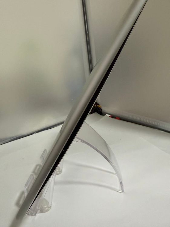 �������ꡦ�����⤭��iPad ��5���� 32GB ����顼