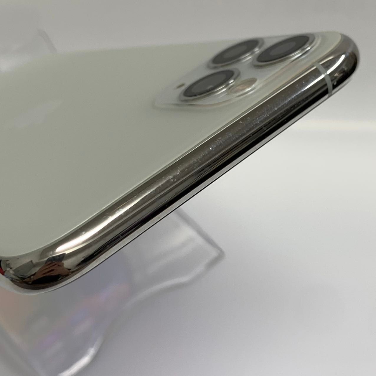 ムスビー｜iPhone11 Pro Max 256GB docomo版SIMフリー シルバー 