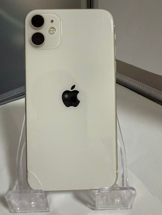 iPhone 11 64GB �ۥ磻�� MHDC3J/A ���̳�� ư������ Ƚ���