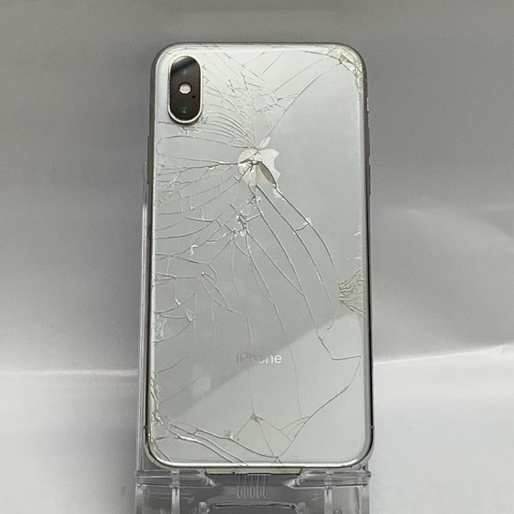 ムスビー｜iPhone X 64GB docomo版SIMフリー 訳有り品 NQAY2J/A  