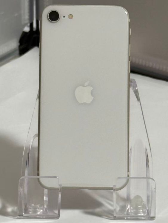 �����ʡ��Хåƥ꡼��������97%��iPhone SE3 128GB SIM�ե꡼