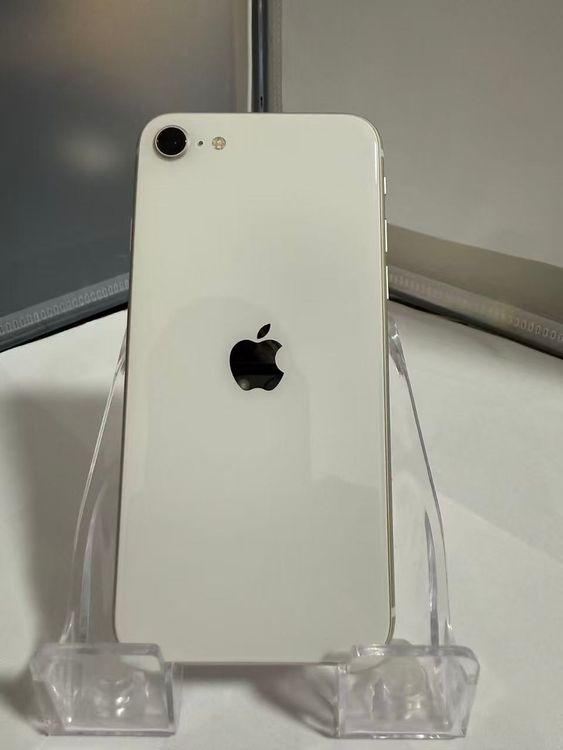 iPhone SE3 64GB 饤 Хåƥ꡼100 ưɹ