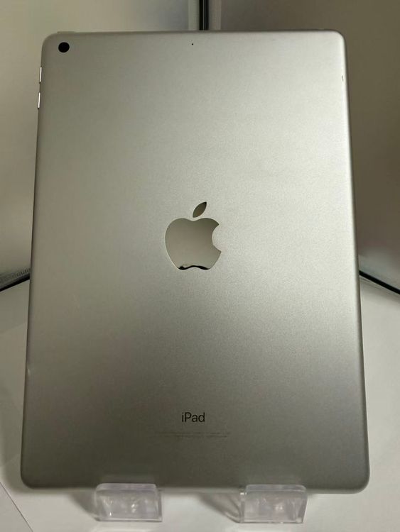 �ڥ���󥯡�iPad 6 ����ǧ�����ɡ����饹��� 32GB