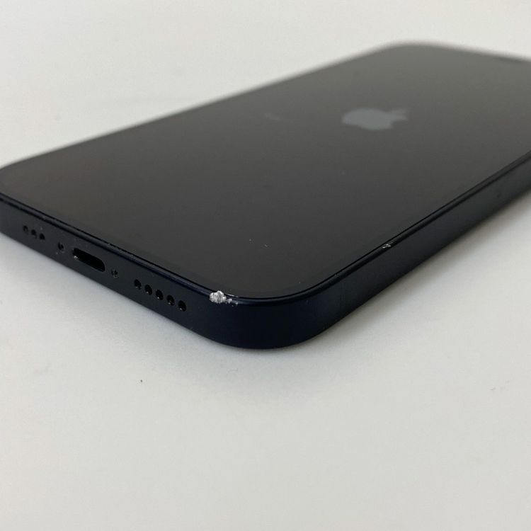 �ڼ��ߤʤߡۢ�SB���Хåƥ꡼86% iPhone12 64GB �֥�å�
