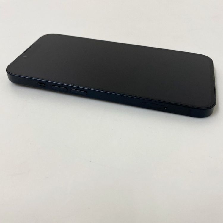 �ڼ��ߤʤߡۢ�SIM�ե꡼���Хåƥ꡼87% iPhone13 128GB