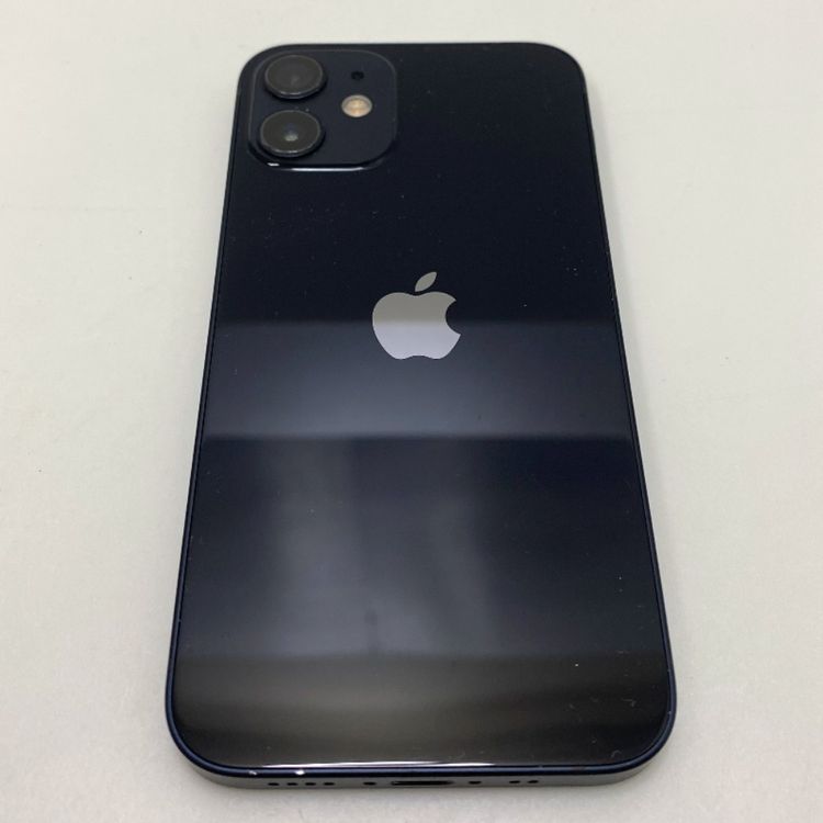�ڼ��ߤʤߡۢ�SB���Хåƥ꡼82% iPhone12 mini 64GB �֥�å�