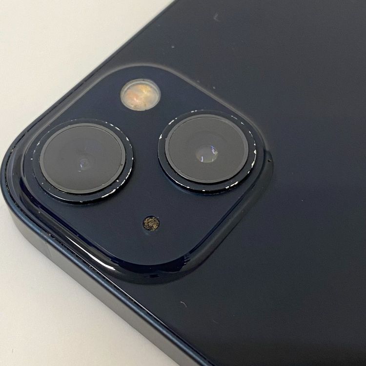 �ڼ��ߤʤߡۢ�SB���Хåƥ꡼71% iPhone13 128GB �ߥåɥʥ���