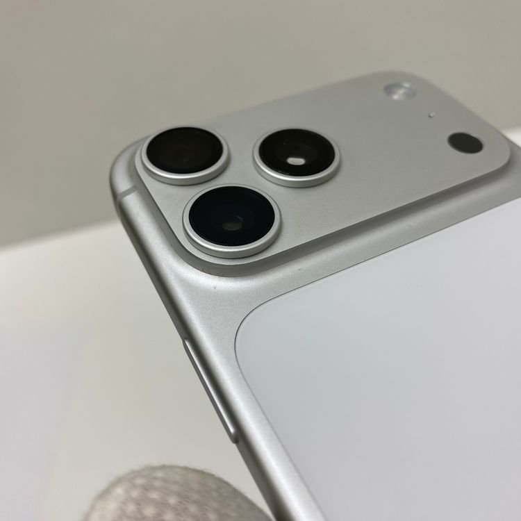�ڼ��ߤʤߡۥХåƥ꡼100%  iPhone17 ProMax 256GB ����С�