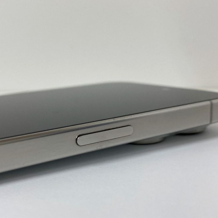�ڼ��ߤʤߡۥХåƥ꡼89% iPhone 15 Pro Max 256GB �ۥ磻�ȥ����˥���