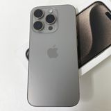 �ڼ��ߤʤߡۢ�SB���Хåƥ꡼87% iPhone15 Pro 256GB �ʥ���������˥���