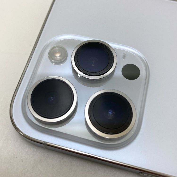 �ڼ��ߤʤߡۢ�au���Хåƥ꡼87% iPhone14 Pro 128GB ����С�