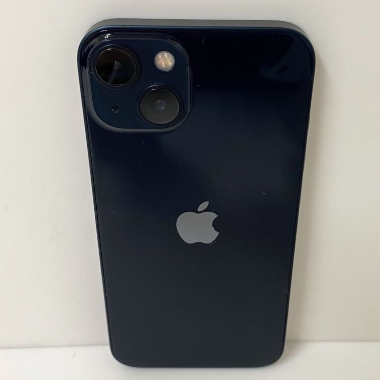 �ڼ��ߤʤߡۢ�SB���Хåƥ꡼86% iPhone13 128GB �ߥåɥʥ���