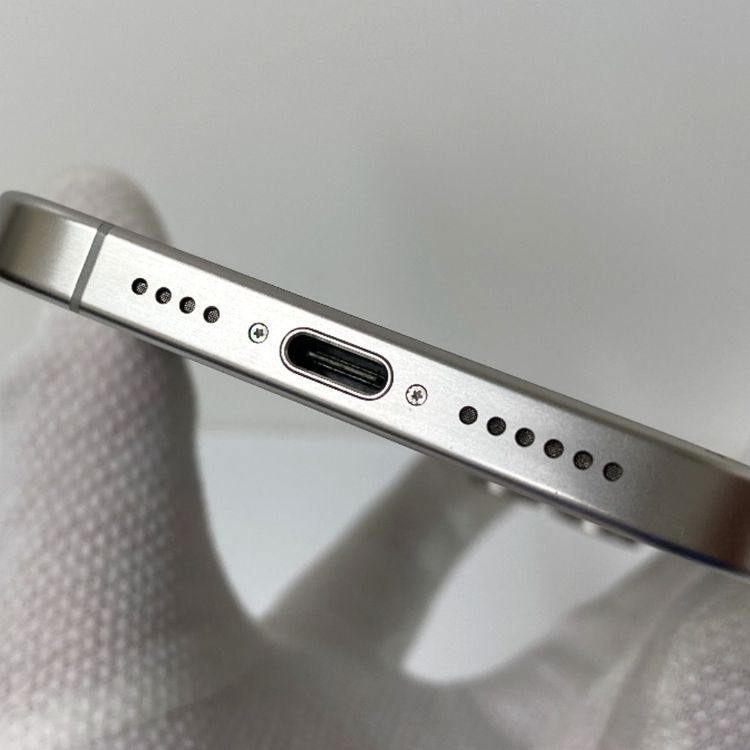 �ڼ��ߤʤߡۥХåƥ꡼89% iPhone 15 Pro Max 256GB �ۥ磻�ȥ����˥���
