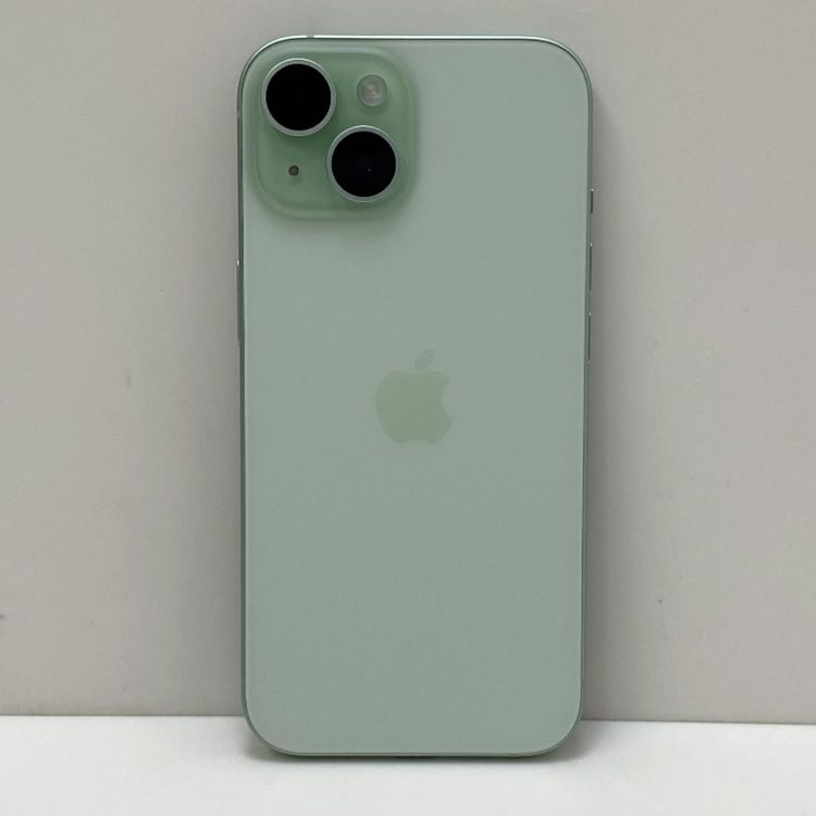 �ڼ��ߤʤߡۢ�SIM�ե꡼���Хåƥ꡼100% iPhone15 128GB ���꡼��