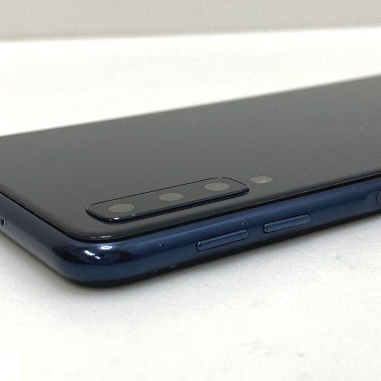 �ڼ��ߤʤߡۢ���ŷ��Galaxy A7 SM-A750C �֥�å�