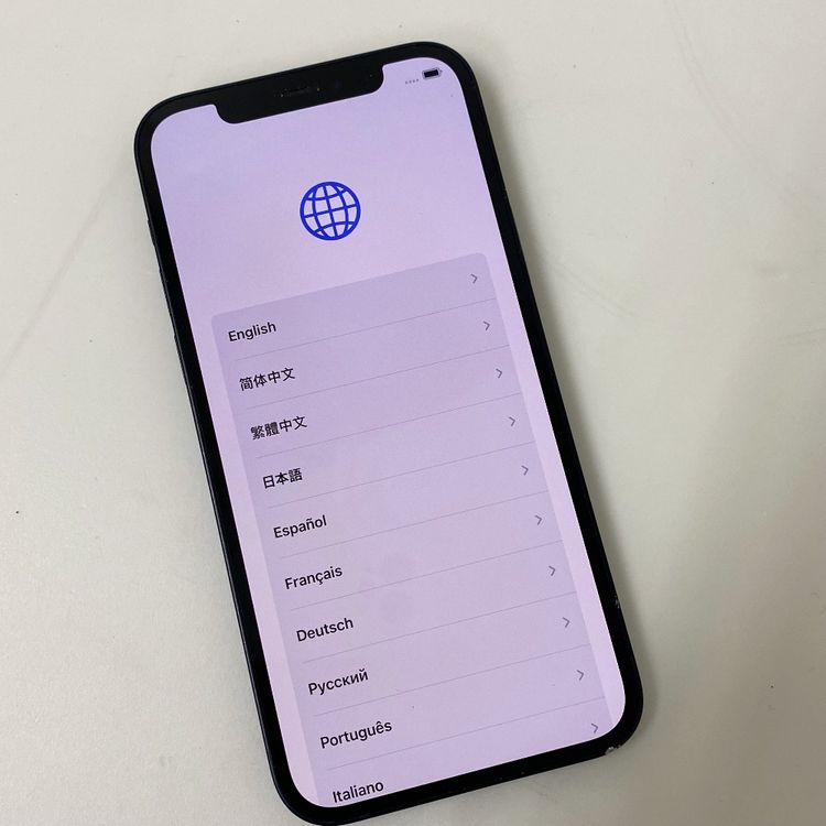 �ڼ��ߤʤߡۢ�SB���Хåƥ꡼86% iPhone12 64GB �֥�å�