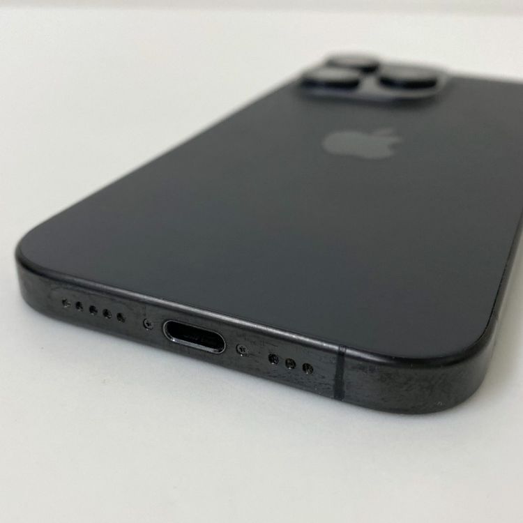 �ڼ��ߤʤߡۢ�SB���Хåƥ꡼88% iPhone15 Pro 128GB �֥�å������˥���