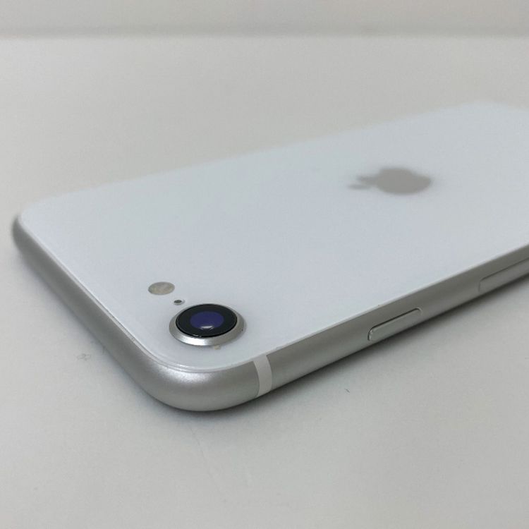 �ڼ��ߤʤߡۢ�au���Хåƥ꡼86% iPhone SE ��2���� 64GB