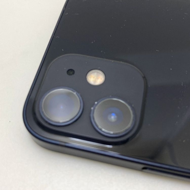 �ڼ��ߤʤߡۢ�SB���Хåƥ꡼82% iPhone12 mini 64GB �֥�å�