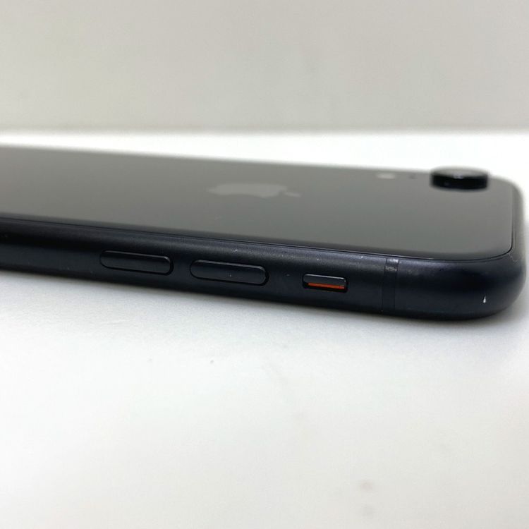 �ڼ��ߤʤߡۥХåƥ꡼75% iPhone XR 64GB
