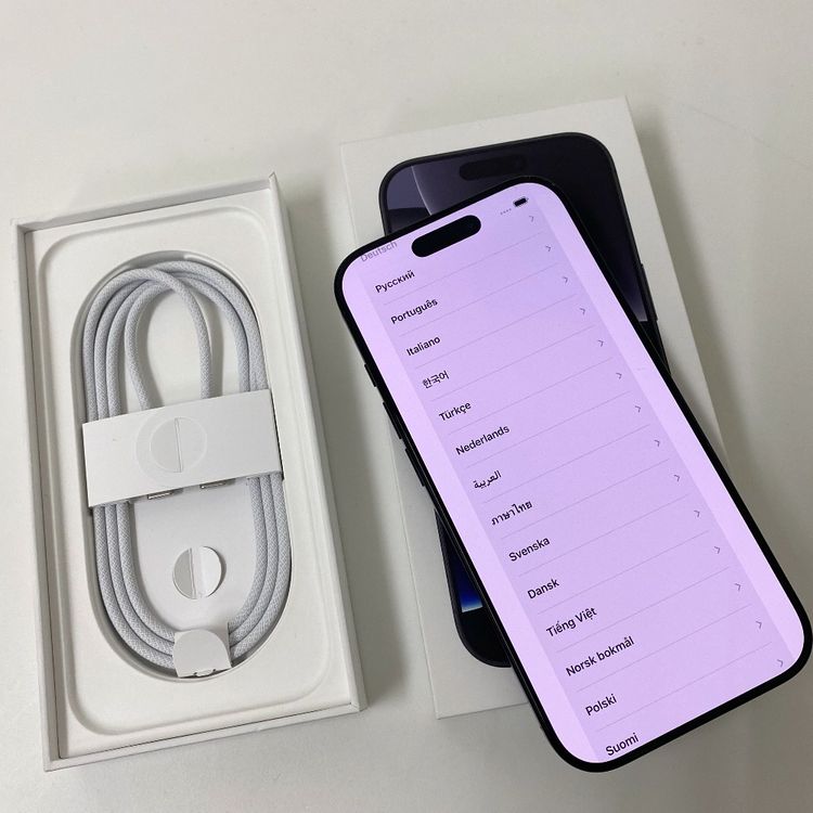 �ڼ��ߤʤߡۢ���ŷ���Хåƥ꡼100% iPhone16 Pro 128GB