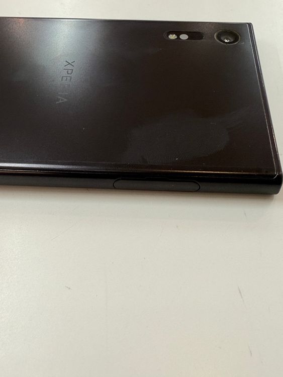 �ڽ���Ź���ݺѡ�Xperia XZ 32GB �ߥͥ��֥�å�