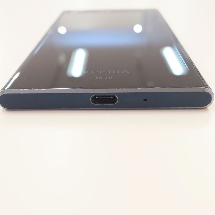 �ڽ���Ź���ݺѡ�Xperia XZ Premium 64GB �֥�å�