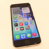 �ڽ���Ź�����ѡ�iPhoneSE3 128GB �������饤�� �Хåƥ꡼��������100%