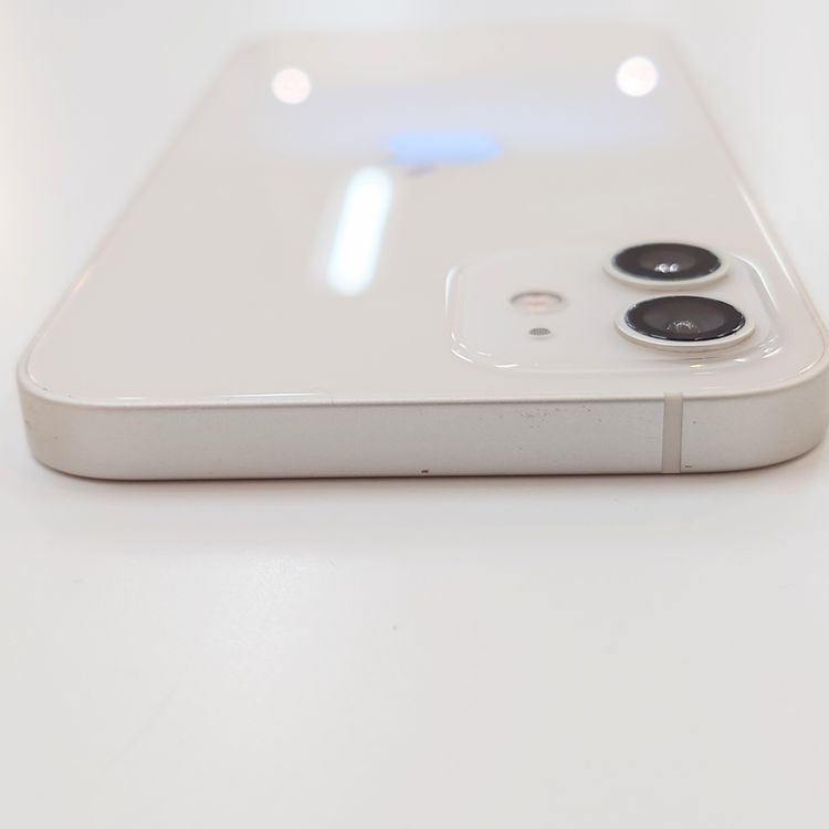 �ڽ���Ź�����ѡ�iPhone12 64GB �ۥ磻�� �Хåƥ꡼��������100%