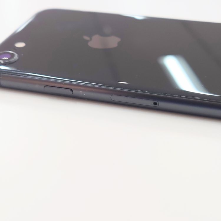 �ڽ���Ź�����ѡ�iPhone8 64GB �Хåƥ꡼��������100%