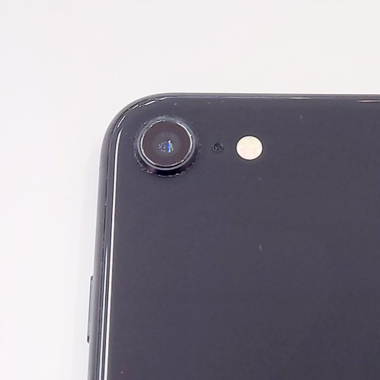 �ڽ���Ź�����ѡ�iPhoneSE3 128GB �Хåƥ꡼��������100%