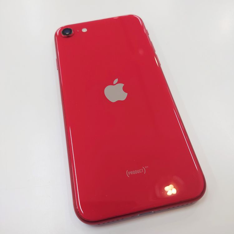 �ڽ���Ź�����ѡ�iPhoneSE2 64GB ��å� �Хåƥ꡼��������100%
