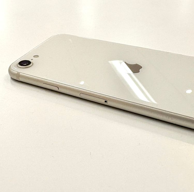 ڽŹѡiPhoneSE3 64GB ۥ磻 Хåƥ꡼100%