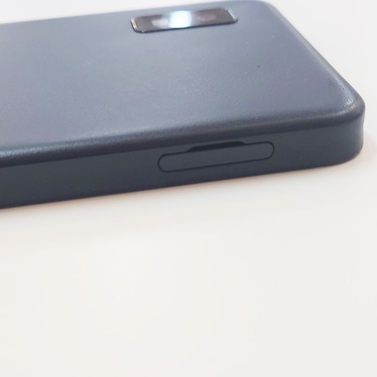 �ڽ���Ź���ݺѡ�AQUOS wish3 64GB �֥�å�