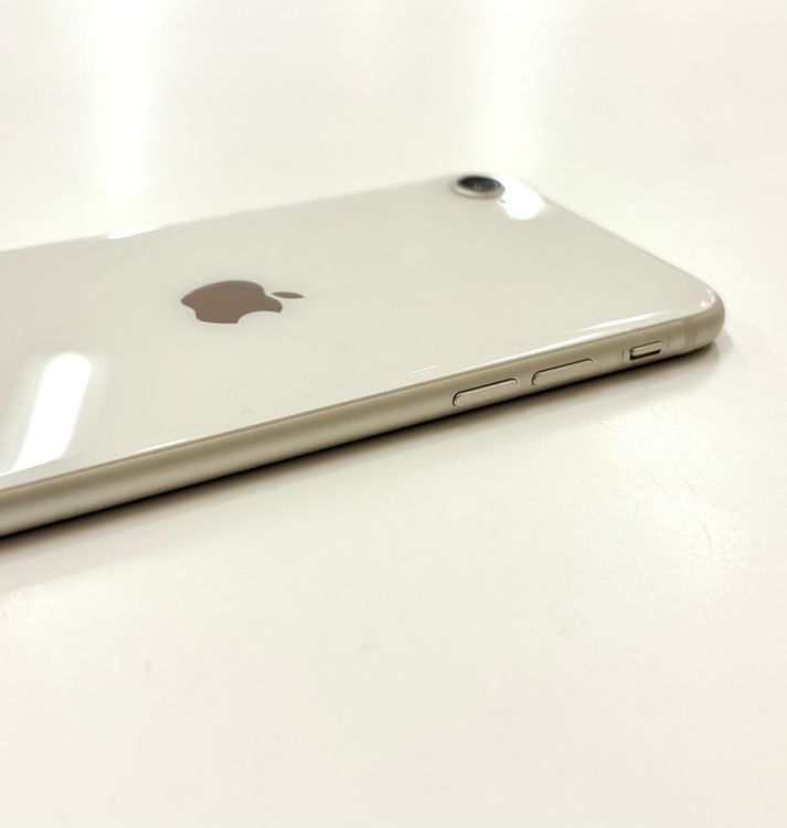 ڽŹѡiPhoneSE3 64GB ۥ磻 Хåƥ꡼100%