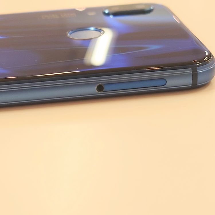 �ڽ���Ź���ݺѡ� HUAWEI P20 lite 32GB ���饤��֥롼