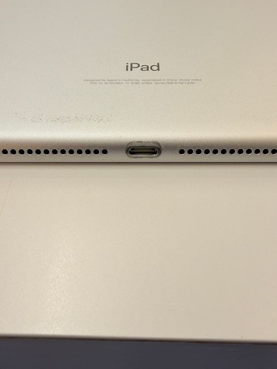 �ڽ���Ź���ݺѡ�iPad ��ϻ���� 32GB