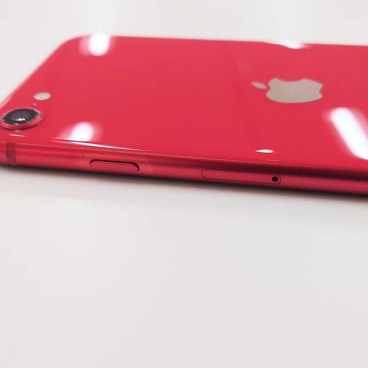 �ڽ���Ź�����ѡ�iPhoneSE2 64GB ��å� �Хåƥ꡼��������100%