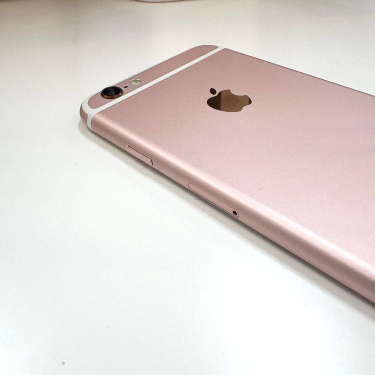 �ڽ���Ź�����ѡ�iPhone6s 32GB ������������� �Хåƥ꡼��������100%