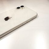 �ڽ���Ź�����ѡ�iPhone11 128GB �ۥ磻�� �Хåƥ꡼��������100%