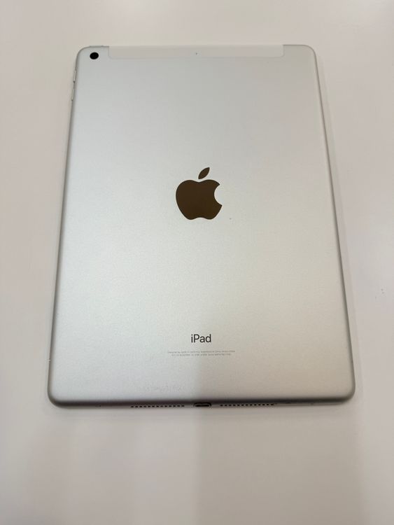 �ڽ���Ź���ݺѡ�iPad ��ϻ���� 32GB