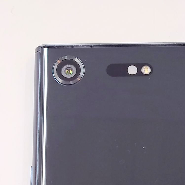 �ڽ���Ź���ݺѡ�Xperia XZ Premium 64GB �֥�å�