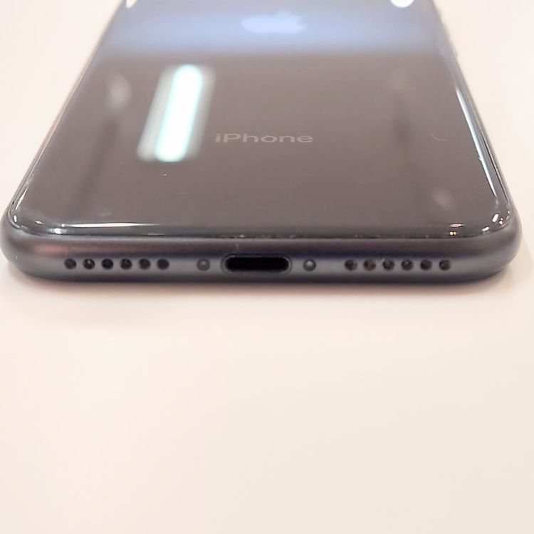 �ڽ���Ź�����ѡ�iPhone8 64GB �Хåƥ꡼��������100%