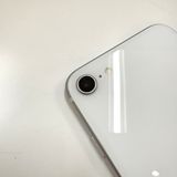 �ڽ���Ź�����ѡ�iPhone SE �裲���� 64GB �ۥ磻�� �Хåƥ꡼��������100%