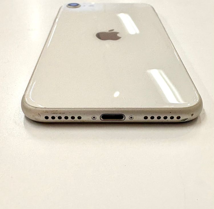 ڽŹѡiPhoneSE3 64GB ۥ磻 Хåƥ꡼100%