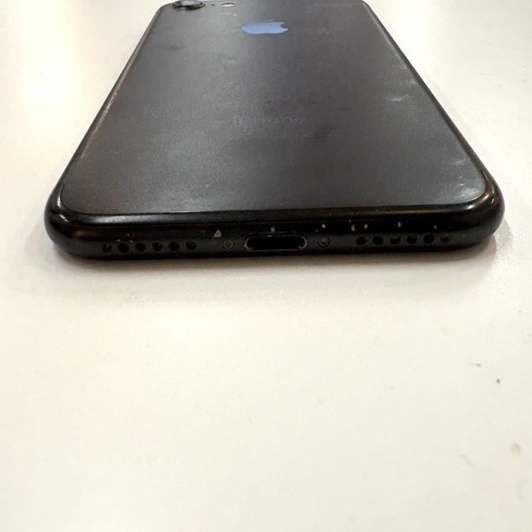 �ڽ���Ź�����ѡ�iPhone7 128GB �֥�å� �Хåƥ꡼��������100%